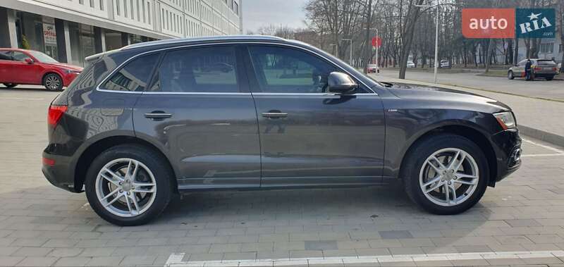Внедорожник / Кроссовер Audi Q5 2016 в Днепре