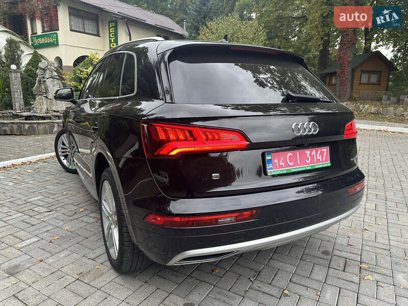Позашляховик / Кросовер Audi Q5 2019 в Києві фото 16 Позашляховик / Кросовер Audi Q5 2019 в Києві