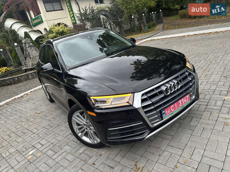Позашляховик / Кросовер Audi Q5 2019 в Києві фото 30 Позашляховик / Кросовер Audi Q5 2019 в Києві