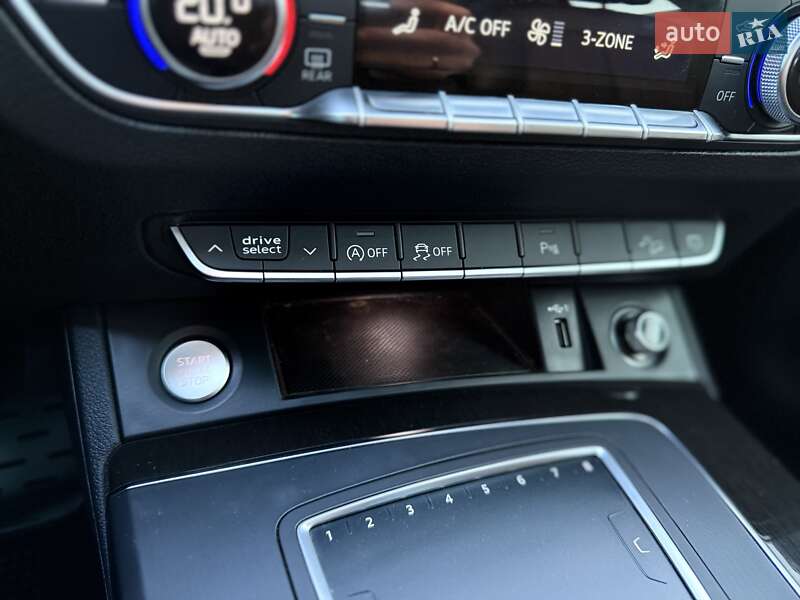 Внедорожник / Кроссовер Audi Q5 2018 в Львове