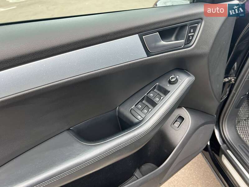 Позашляховик / Кросовер Audi Q5 2011 в Києві