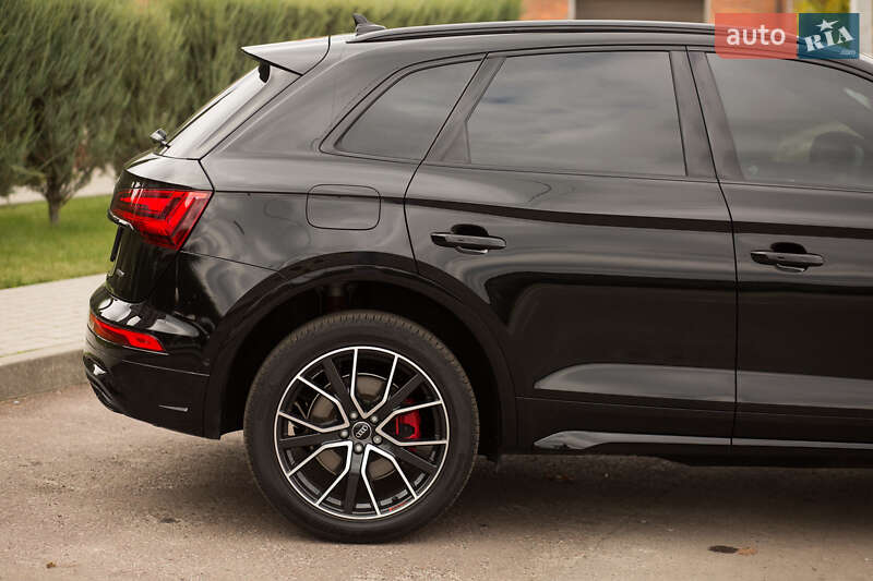 Позашляховик / Кросовер Audi Q5 2024 в Шептицькому