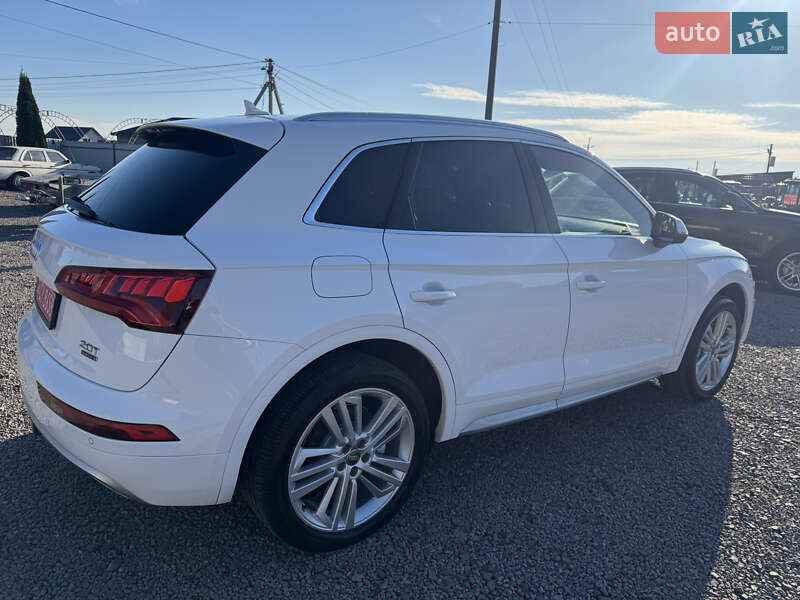 Позашляховик / Кросовер Audi Q5 2018 в Луцьку фото 10 Позашляховик / Кросовер Audi Q5 2018 в Луцьку