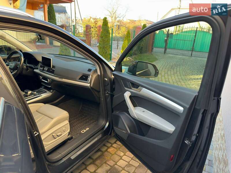 Позашляховик / Кросовер Audi Q5 2017 в Львові фото 29 Позашляховик / Кросовер Audi Q5 2017 в Львові