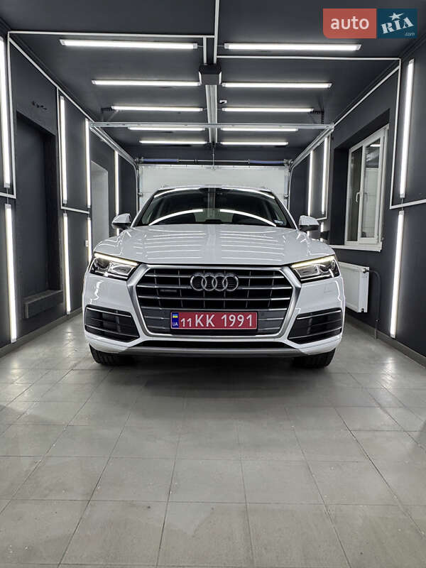 Внедорожник / Кроссовер Audi Q5 2020 в Коломые