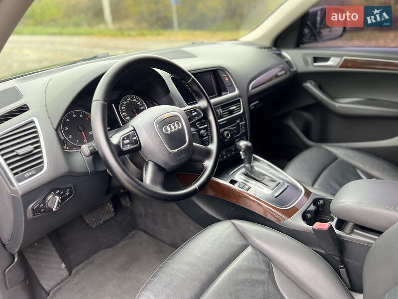 Позашляховик / Кросовер Audi Q5 2012 в Вознесенську фото 15 Позашляховик / Кросовер Audi Q5 2012 в Вознесенську