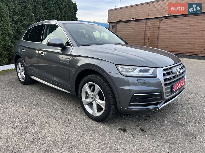 Внедорожник / Кроссовер Audi Q5 2020 в Киеве фото 4 Внедорожник / Кроссовер Audi Q5 2020 в Киеве