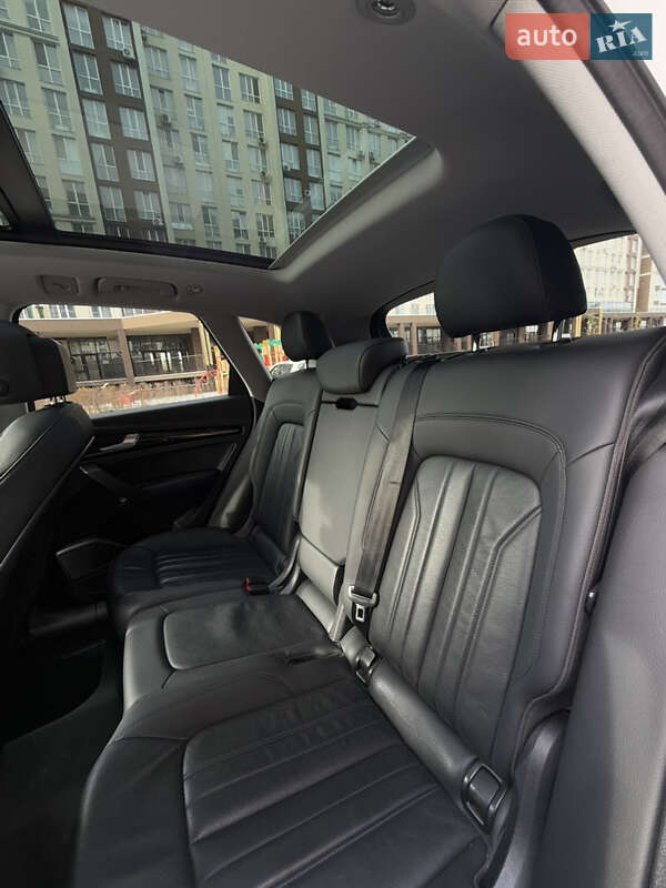 Внедорожник / Кроссовер Audi Q5 2017 в Киеве фото 34 Внедорожник / Кроссовер Audi Q5 2017 в Киеве