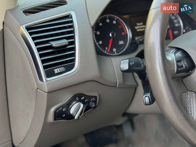 Позашляховик / Кросовер Audi Q5 2015 в Калуші