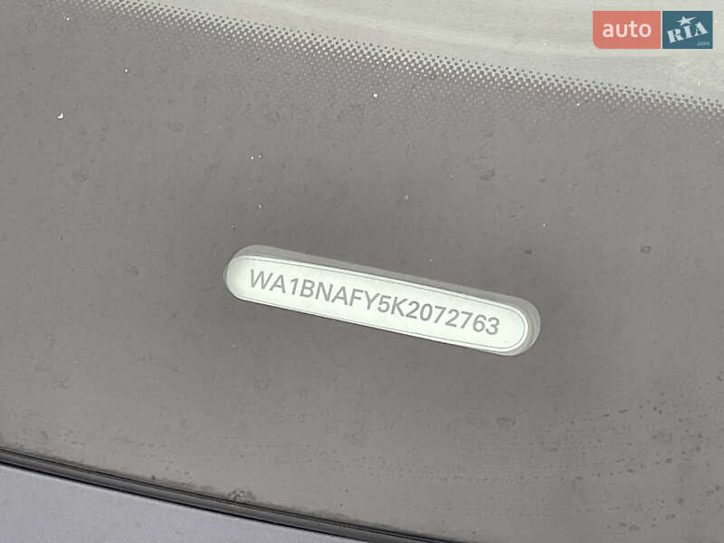 Внедорожник / Кроссовер Audi Q5 2019 в Львове фото 32 Внедорожник / Кроссовер Audi Q5 2019 в Львове