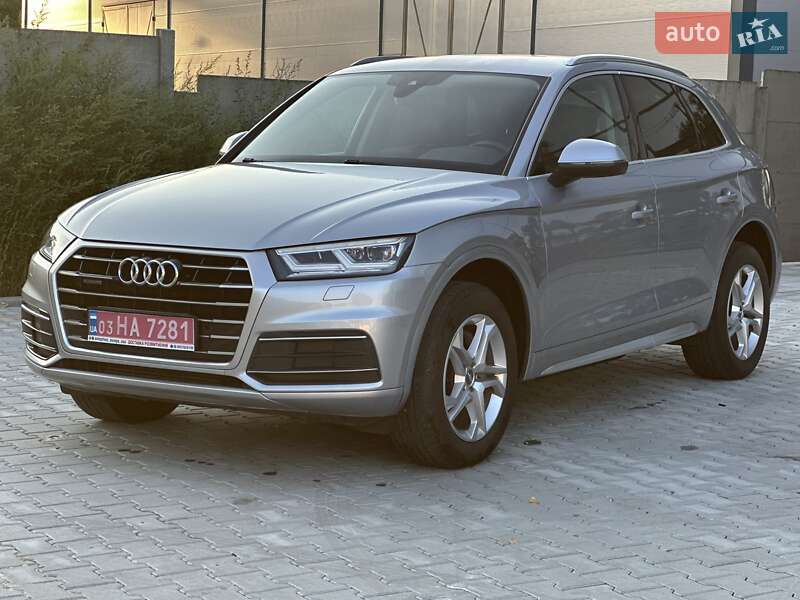 Внедорожник / Кроссовер Audi Q5 2019 в Киеве