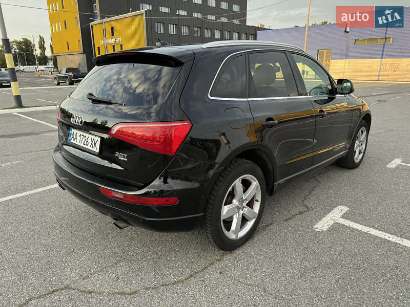 Позашляховик / Кросовер Audi Q5 2011 в Києві