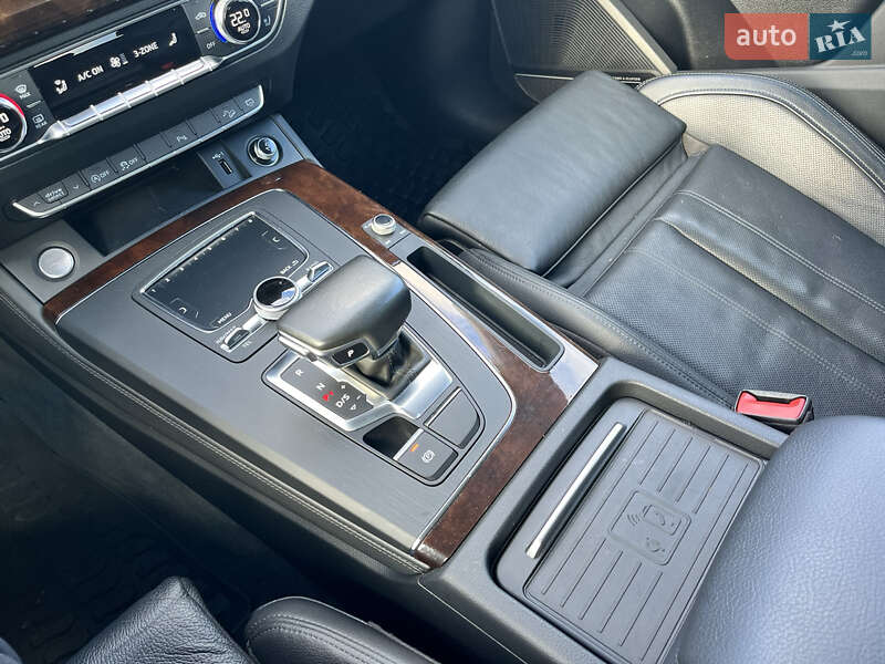 Позашляховик / Кросовер Audi Q5 2019 в Василькові фото 5 Позашляховик / Кросовер Audi Q5 2019 в Василькові