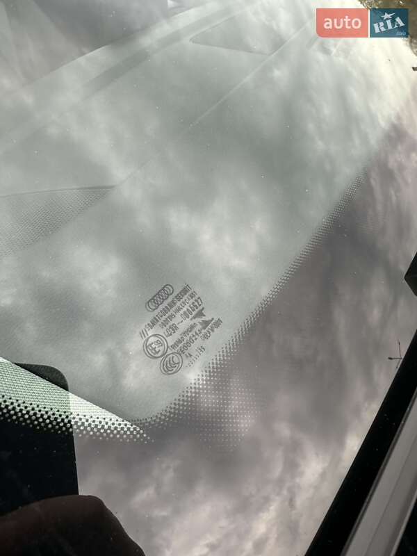 Позашляховик / Кросовер Audi Q5 2019 в Києві фото 30 Позашляховик / Кросовер Audi Q5 2019 в Києві