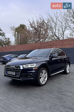 Позашляховик / Кросовер Audi Q5 2017 в Києві