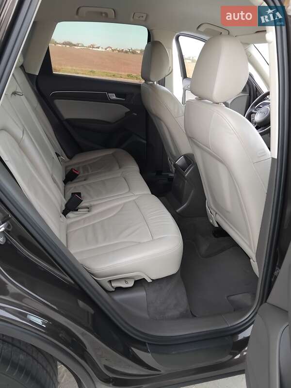 Позашляховик / Кросовер Audi Q5 2013 в Одесі