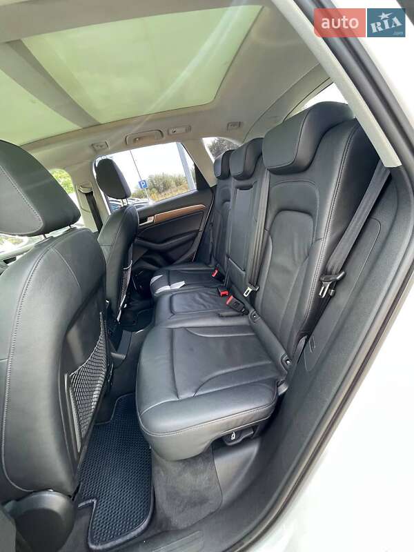 Позашляховик / Кросовер Audi Q5 2015 в Львові фото 23 Позашляховик / Кросовер Audi Q5 2015 в Львові