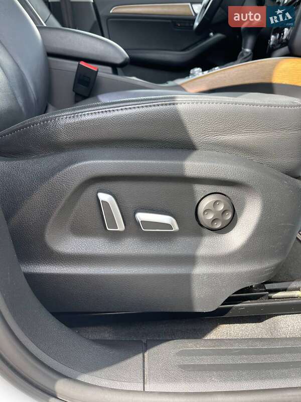 Позашляховик / Кросовер Audi Q5 2015 в Львові фото 31 Позашляховик / Кросовер Audi Q5 2015 в Львові