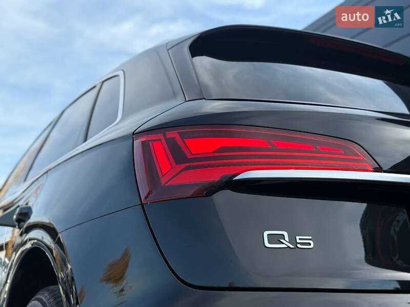 Внедорожник / Кроссовер Audi Q5 2023 в Ровно