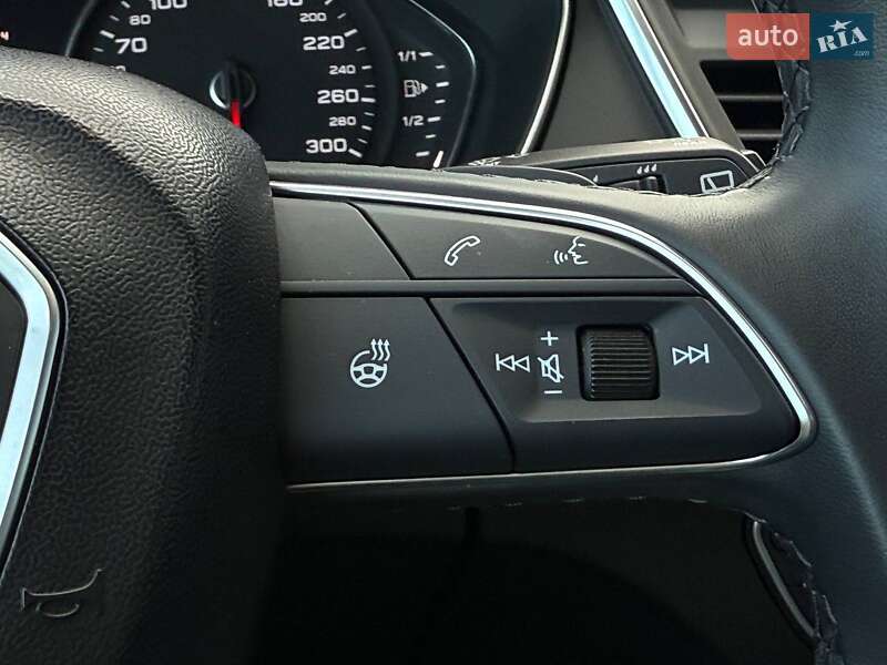 Внедорожник / Кроссовер Audi Q5 2023 в Ровно