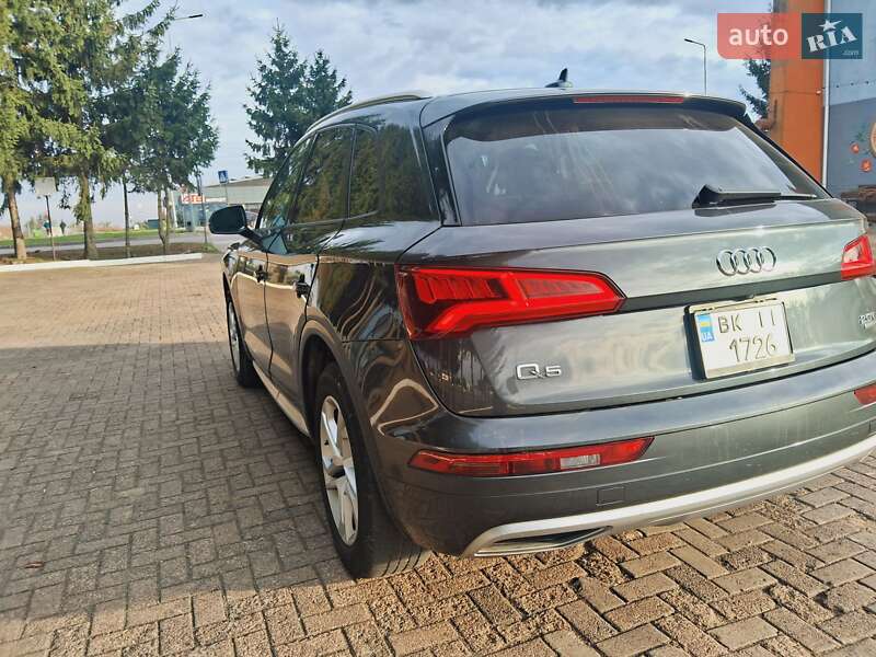 Внедорожник / Кроссовер Audi Q5 2018 в Ровно фото 4 Внедорожник / Кроссовер Audi Q5 2018 в Ровно