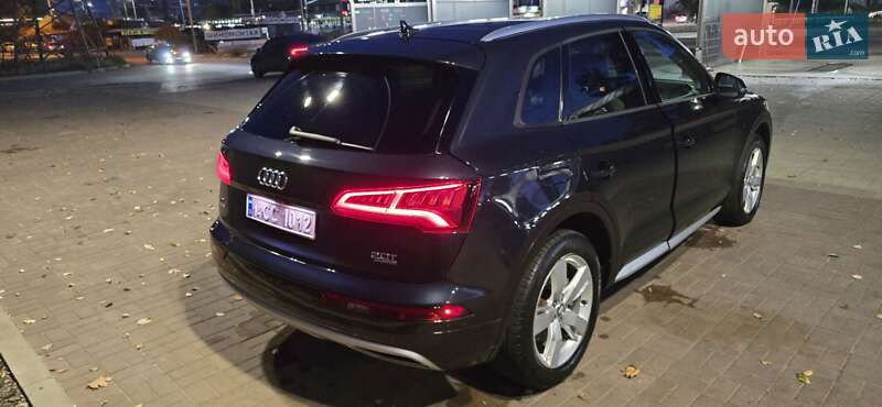 Позашляховик / Кросовер Audi Q5 2018 в Дніпрі фото 32 Позашляховик / Кросовер Audi Q5 2018 в Дніпрі
