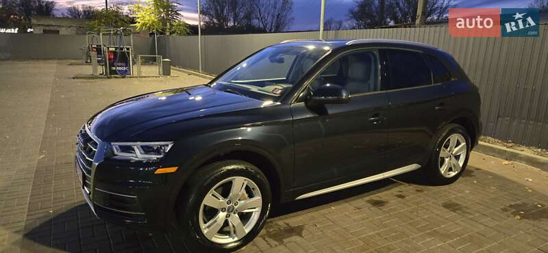 Позашляховик / Кросовер Audi Q5 2018 в Дніпрі фото 37 Позашляховик / Кросовер Audi Q5 2018 в Дніпрі