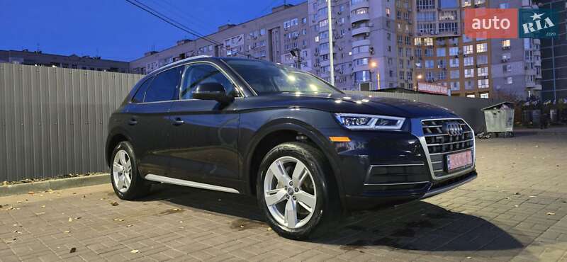 Позашляховик / Кросовер Audi Q5 2018 в Дніпрі фото 41 Позашляховик / Кросовер Audi Q5 2018 в Дніпрі