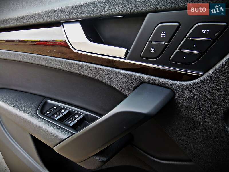 Внедорожник / Кроссовер Audi Q5 2018 в Черкассах