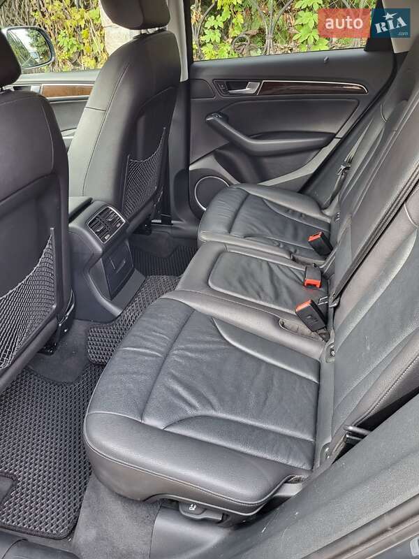 Позашляховик / Кросовер Audi Q5 2015 в Києві фото 14 Позашляховик / Кросовер Audi Q5 2015 в Києві