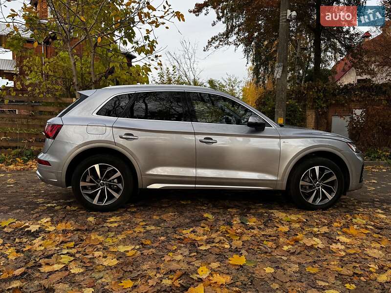 Позашляховик / Кросовер Audi Q5 2024 в Києві фото 6 Позашляховик / Кросовер Audi Q5 2024 в Києві