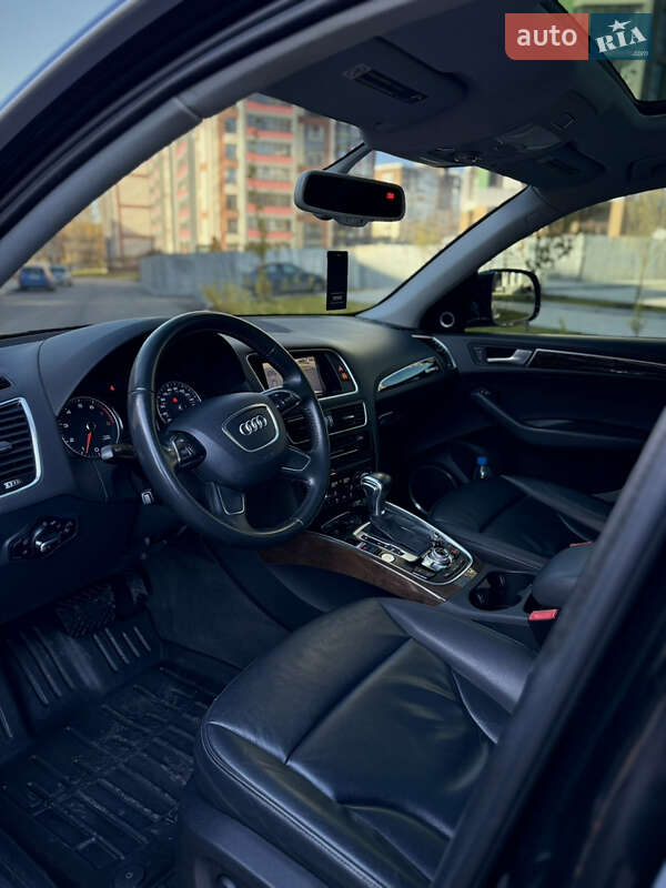 Позашляховик / Кросовер Audi Q5 2015 в Тернополі