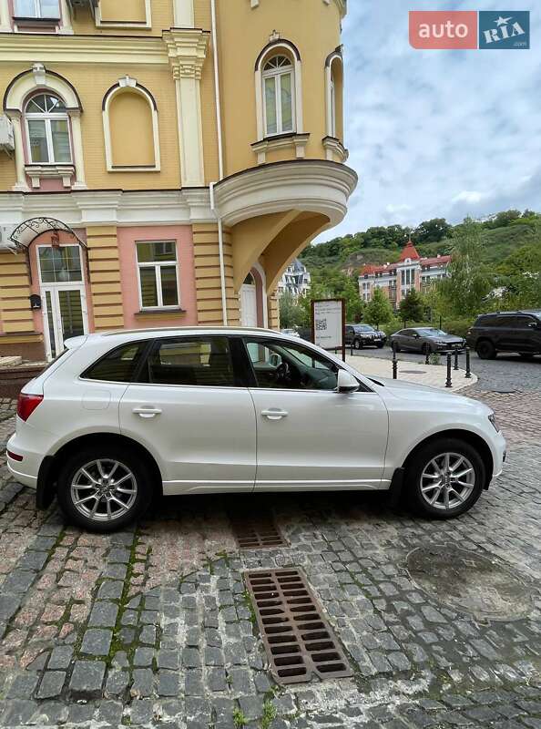 Внедорожник / Кроссовер Audi Q5 2012 в Киеве фото 5 Внедорожник / Кроссовер Audi Q5 2012 в Киеве