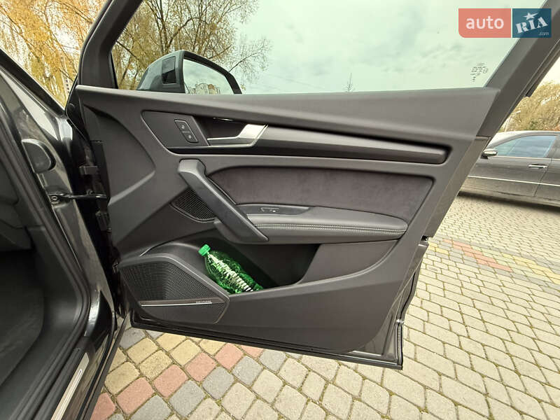 Позашляховик / Кросовер Audi Q5 2024 в Львові