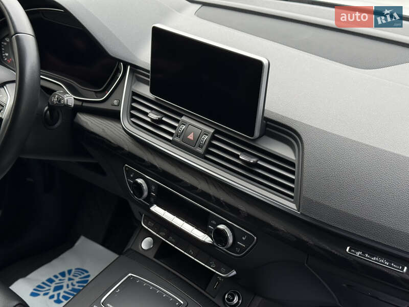 Позашляховик / Кросовер Audi Q5 2020 в Івано-Франківську фото 12 Позашляховик / Кросовер Audi Q5 2020 в Івано-Франківську