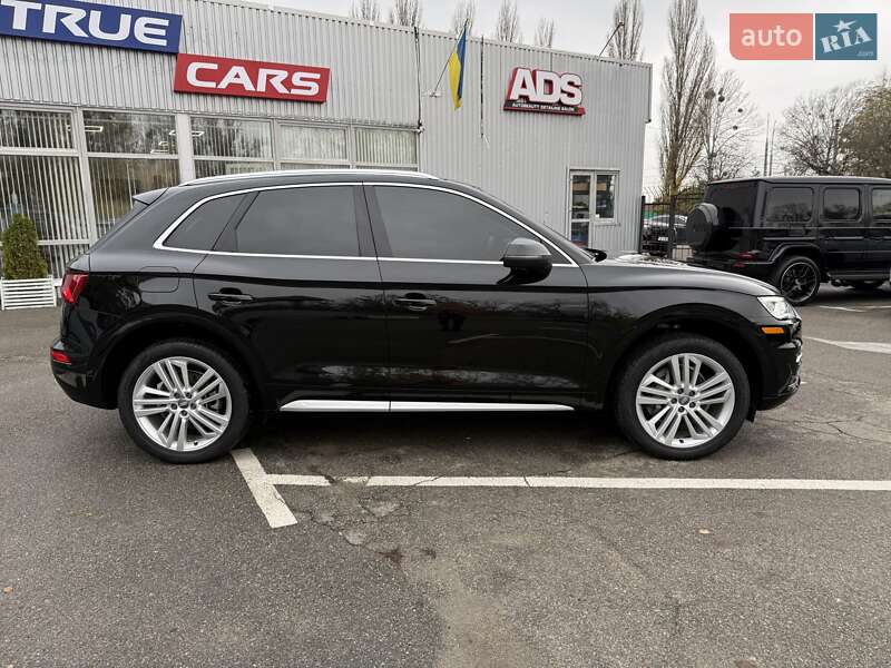 Внедорожник / Кроссовер Audi Q5 2018 в Киеве