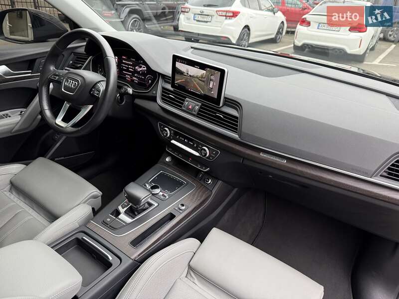 Внедорожник / Кроссовер Audi Q5 2018 в Киеве