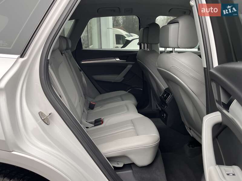 Внедорожник / Кроссовер Audi Q5 2017 в Житомире фото 25 Внедорожник / Кроссовер Audi Q5 2017 в Житомире