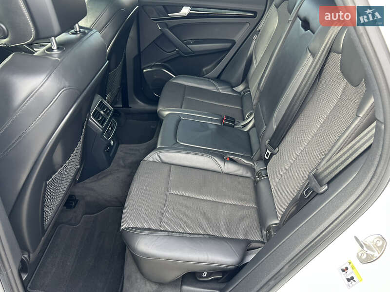 Позашляховик / Кросовер Audi Q5 2018 в Лопатині фото 21 Позашляховик / Кросовер Audi Q5 2018 в Лопатині