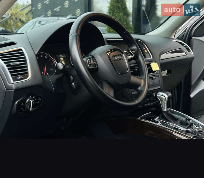 Внедорожник / Кроссовер Audi Q5 2011 в Золочеве