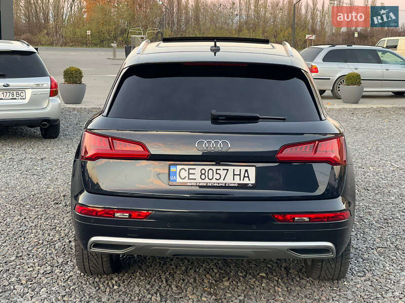 Позашляховик / Кросовер Audi Q5 2017 в Чернівцях