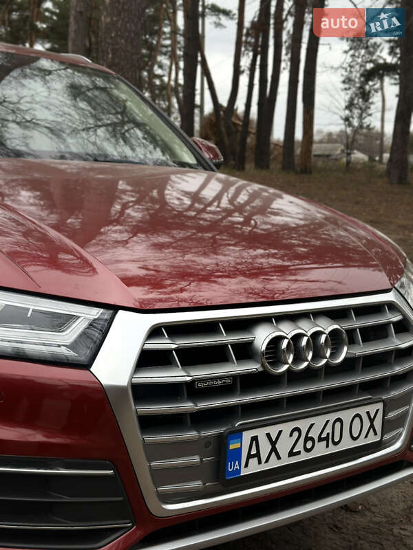 Позашляховик / Кросовер Audi Q5 2019 в Харкові