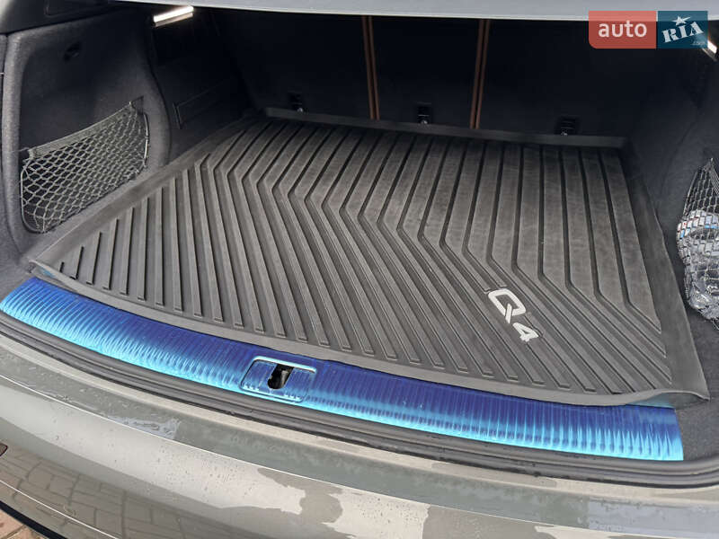 Внедорожник / Кроссовер Audi Q5 2023 в Ивано-Франковске