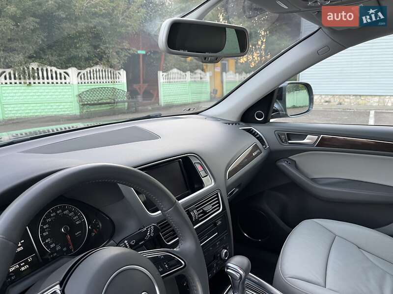 Внедорожник / Кроссовер Audi Q5 2015 в Дубно фото 14 Внедорожник / Кроссовер Audi Q5 2015 в Дубно