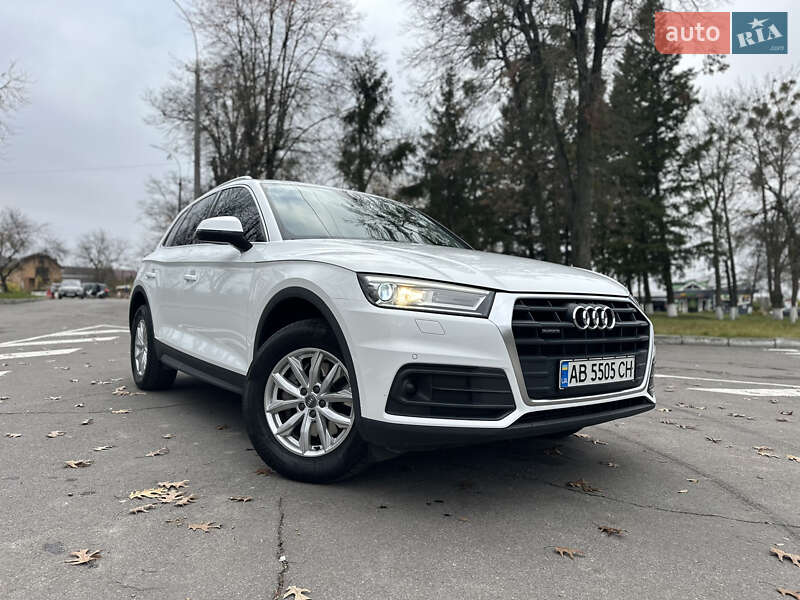 Позашляховик / Кросовер Audi Q5 2018 в Вінниці