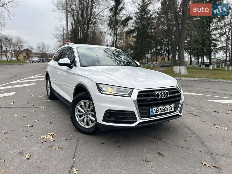 Позашляховик / Кросовер Audi Q5 2018 в Вінниці