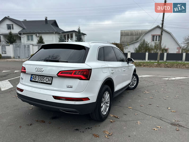 Позашляховик / Кросовер Audi Q5 2018 в Вінниці