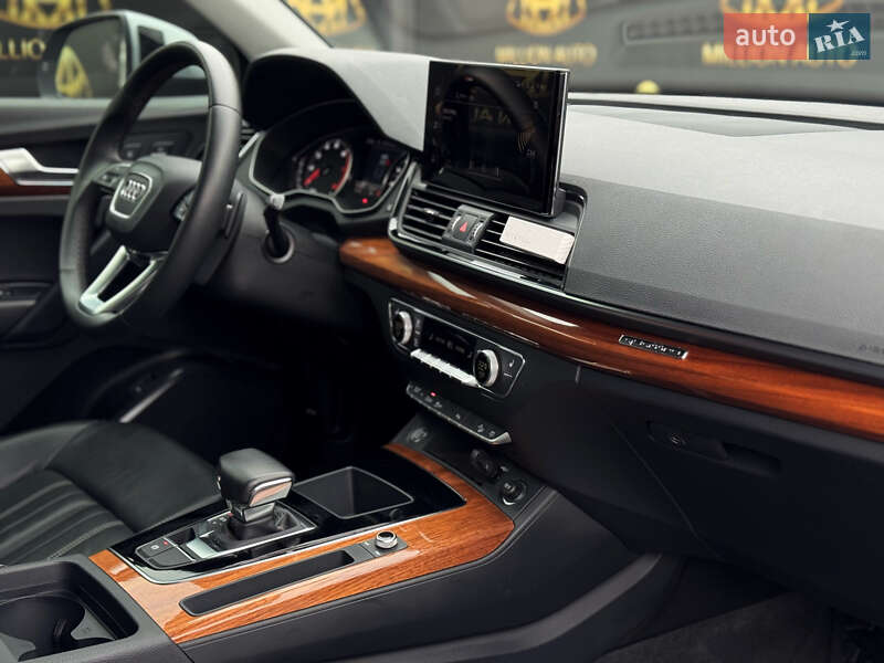 Позашляховик / Кросовер Audi Q5 2022 в Києві