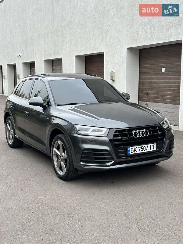 Внедорожник / Кроссовер Audi Q5 2020 в Киеве фото 6 Внедорожник / Кроссовер Audi Q5 2020 в Киеве