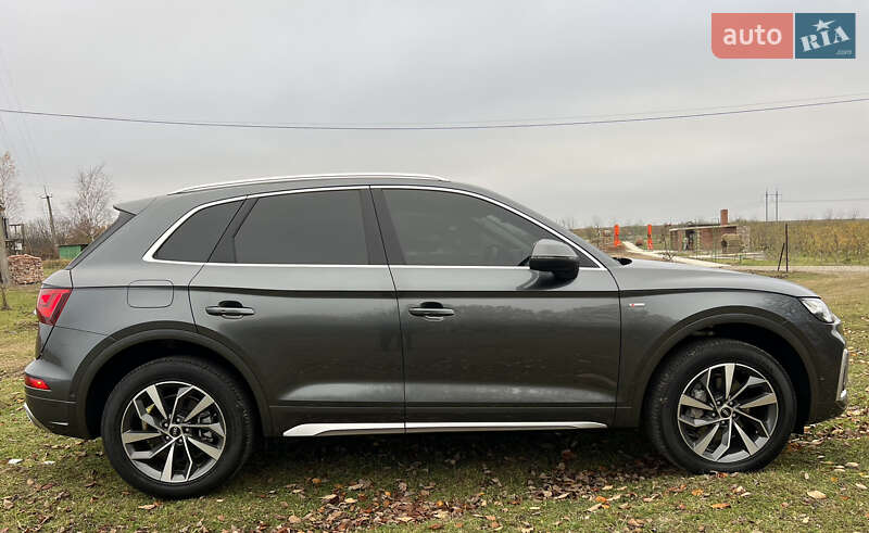 Внедорожник / Кроссовер Audi Q5 2023 в Ивано-Франковске